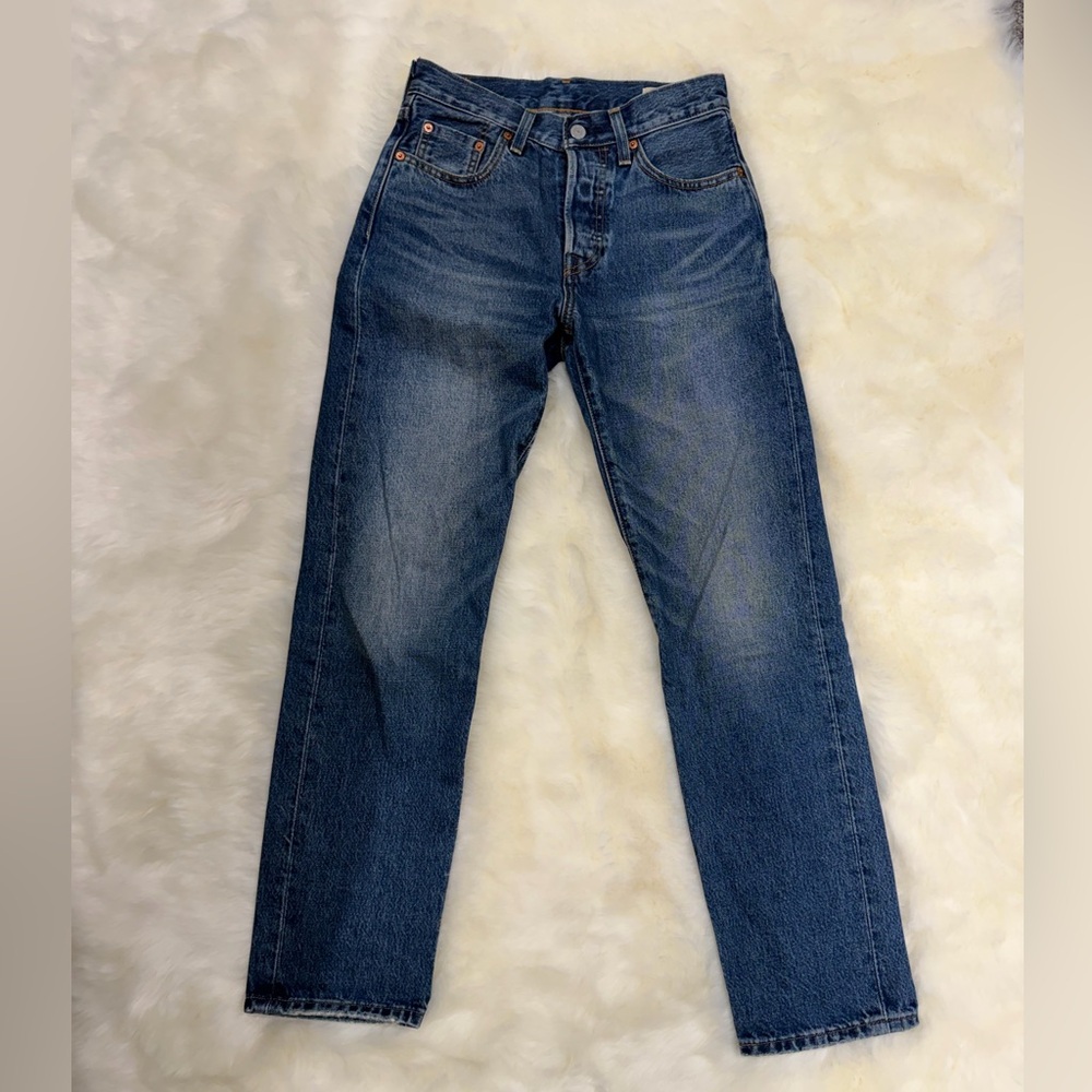 Levi's Women's Straight Leg Blue Jeans